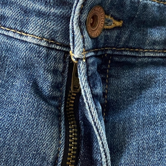 Lands' End Mid Rise Slim Jean Medium Blue Wash Slim Straight Leg Size 10 - Picture 7 of 12
